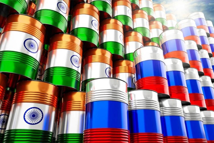 Rusya, Hindistan'la petrol ticaretinin sürmesini umuyor