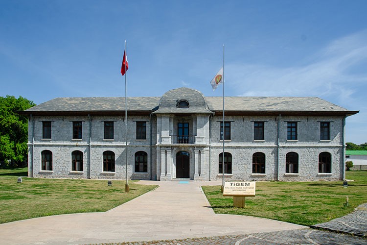 Dalaman'daki iki tarım dışı arazisi kiraya verilecek