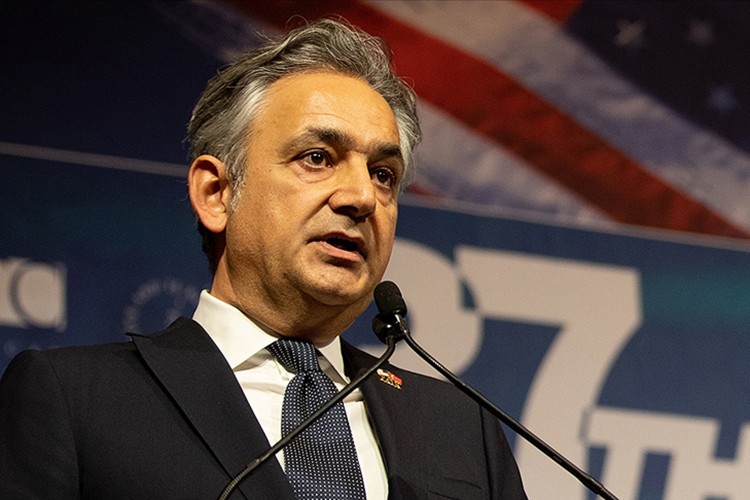 "Vize meselesi artık konuşmaktan sıkıldığımız bir başlık"