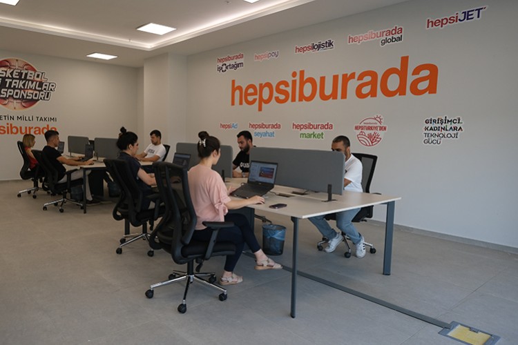 E-Ticaret İhtisas Merkezleri'nin ilki Adana'da açıldı