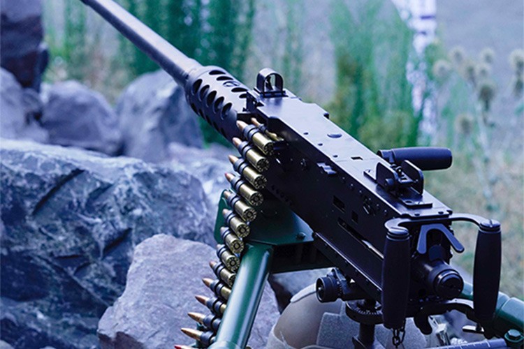 3 kıtada aynı anda CANiK damgası