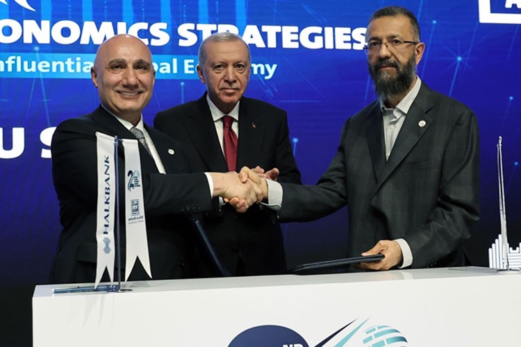 "Katılım finansın gelişip serpilmesine büyük önem veriyoruz"