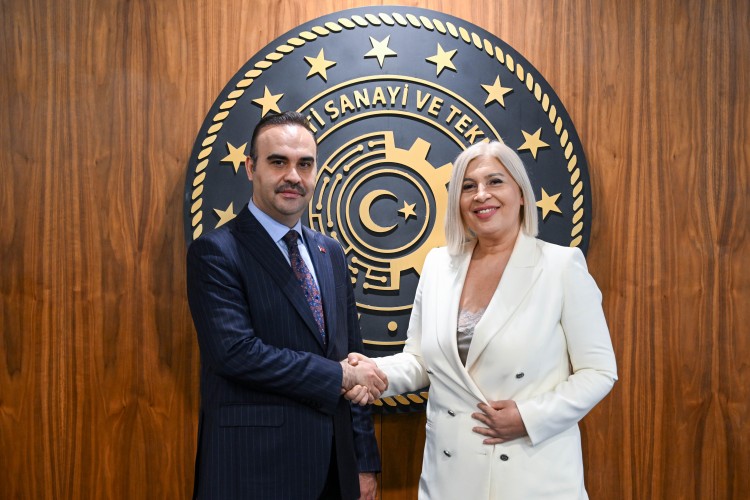 Türkiye 20 yıldır uydu üretiyor