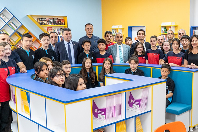 Gedik Yatırım'ın öğrencilere hediye ettiği üçüncü kütüphane Kayseri'de açıldı