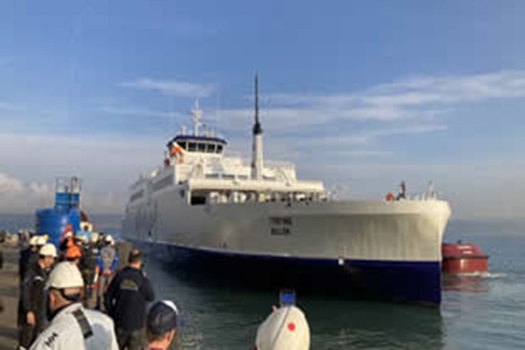 Tyrfing Danimarka'ya teslim edildi