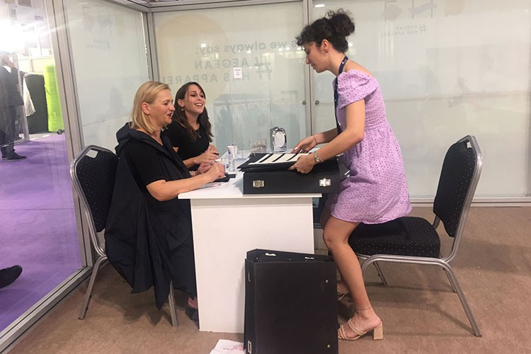 1,5 milyar dolar ihracat hedefine 1 adım daha yaklaştı