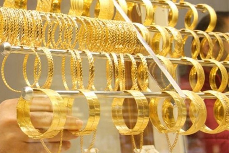 Kapalıçarşı'da altın
