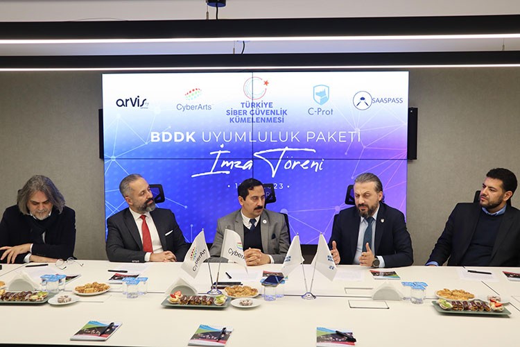 Dijital Tehditlere Karşı Yerli Çözümleri Entegre Ediyor