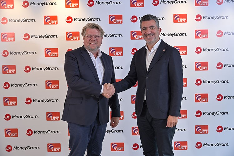 Para transferi hizmetlerini tam kapsamlı sunmaya başladı