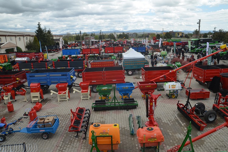 "13. Tarım, Hayvancılık, Seracılık ve Süt Endüstrisi Fuarı" açıldı
