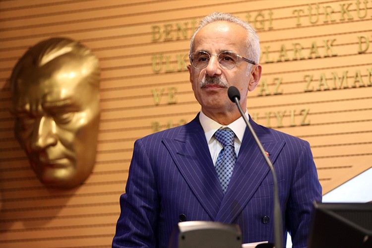 "Tarihdeki en yüksek oyunu alarak üst üste 13. kez seçildik"