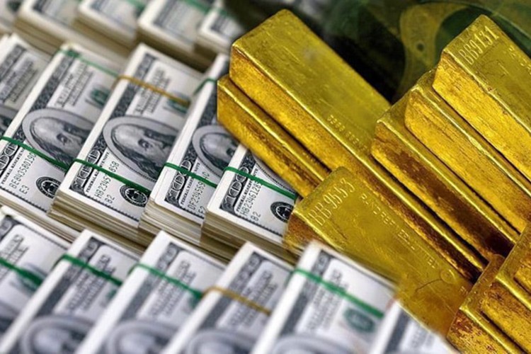 Dolar güçlendi, altın ve endüstriyel metallerde sert düşüş