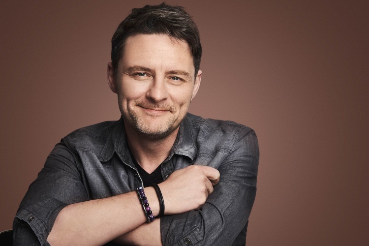 TUNA KİREMİTÇİ YENİ ŞARKISIYLA NEW YORK'TA