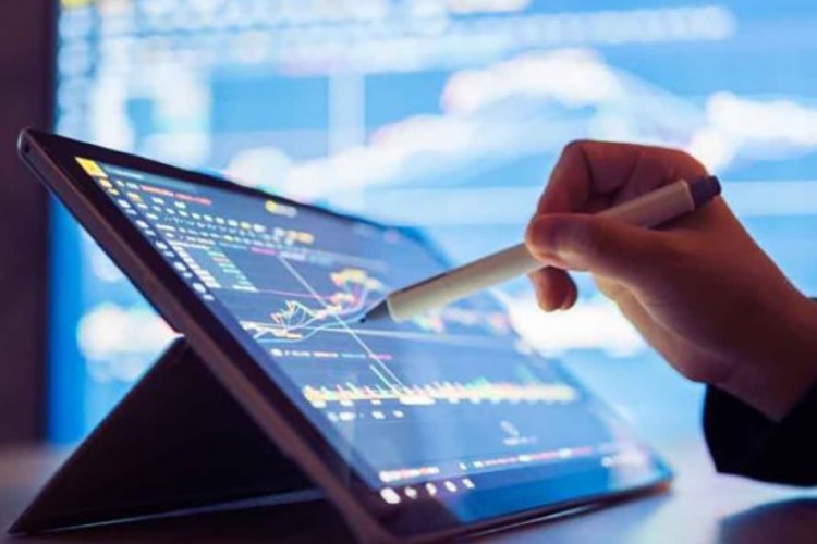 Borsa değer kaybederken altın yükseldi