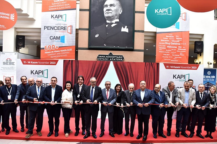 Pencere, Kapı ve Cam fuarları açıldı