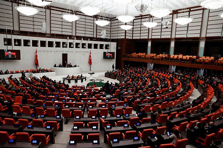 "Vergi ve ekonomi paketi" kabul edildi