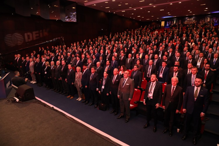 Hayat Holding'in Altı Yöneticisi DEİK İş Konseylerinde Başkanlık ve Yürütme Kurulu Üyeliklerine Seçildi