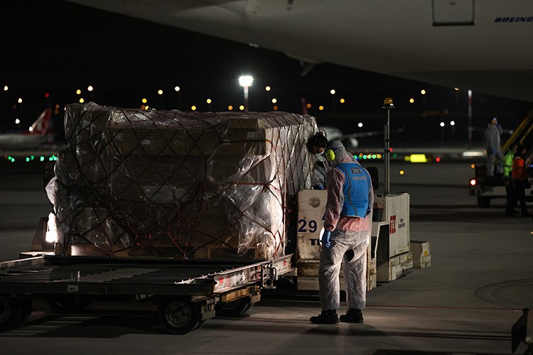 6.5 milyon doz aşı geldi