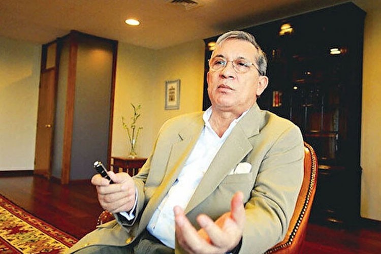 Eski TCMB Başkanı Rüşdü Saracoğlu hayatını kaybetti