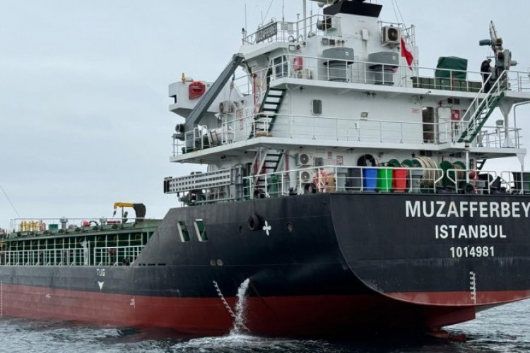 Muzafferbey Türk Bayrağı'na geçti