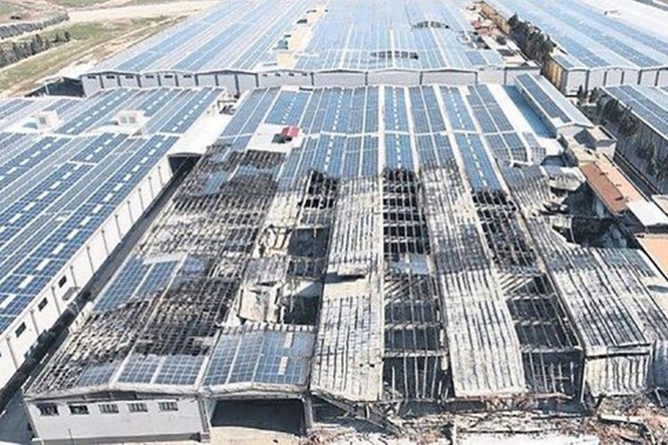 Deprem bölgesinde bazı yerler sanayi alanı ilan edildi