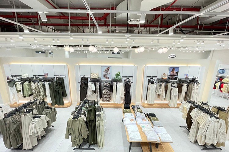 Koton, Umman'da ilk mağazasını açtı