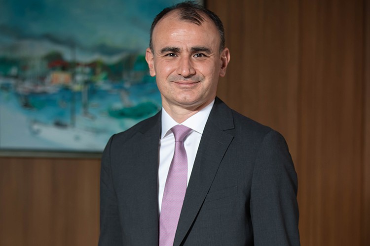 VakıfBank mevduat ürün portföyünü genişletiyor