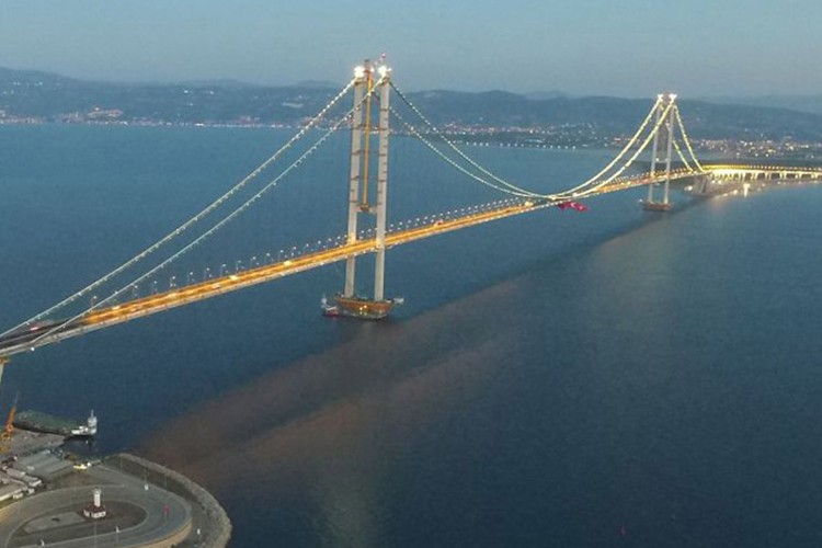 Osmangazi Köprüsü'nden geçişlere yüzde 25 zam