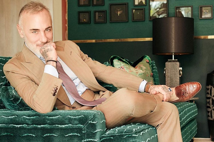 Milyarder fenomen Gianluca Vecchi İstanbul'a geliyor