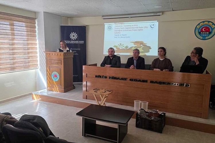 Kadın çiftçilere onarıcı tarım eğitimi verildi