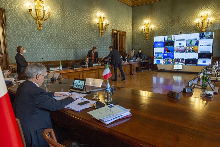 Kriz karşısında işbirliği