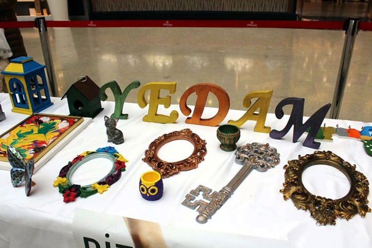 YEŞİLAY DANIŞMANLIK MERKEZİ ATÖLYE SERGİLERİ BAŞLADI