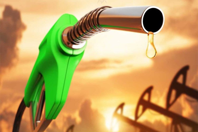 Petrol fiyatlarının uzun süre 80 dolara ulaşamayacağı öngörülüyor