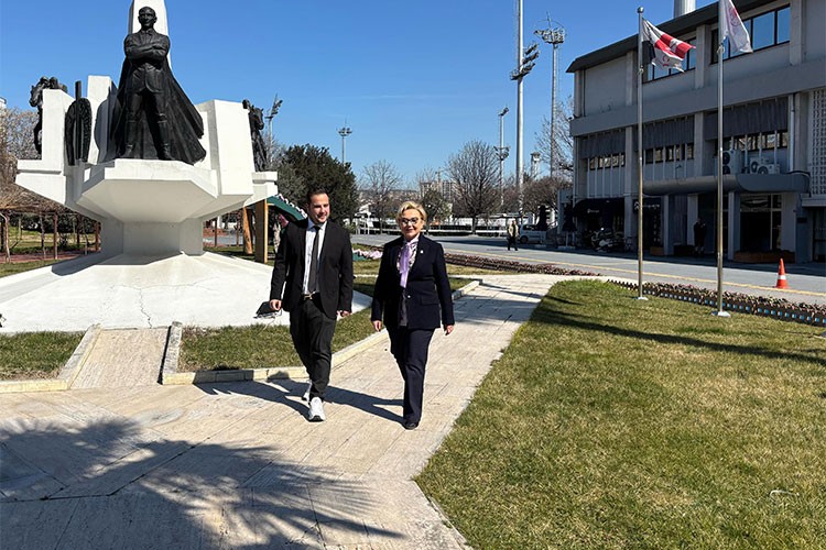 "Hedefimiz kadın sayısını artırmak"