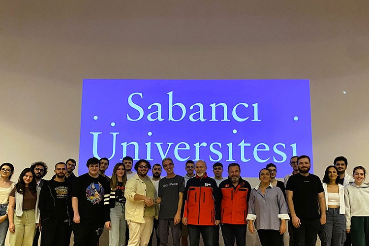 Afet farkındalığı ve yardım yönetimi dersini hayata geçirdi