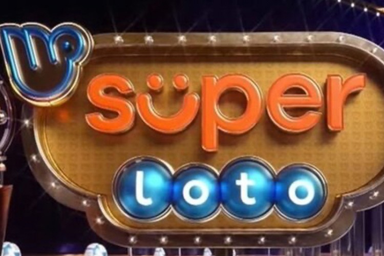 Süper Loto'da 83 milyon 9 bin 784 TL'lik büyük ikramiyeyi kazanan talihli çekini teslim aldı!