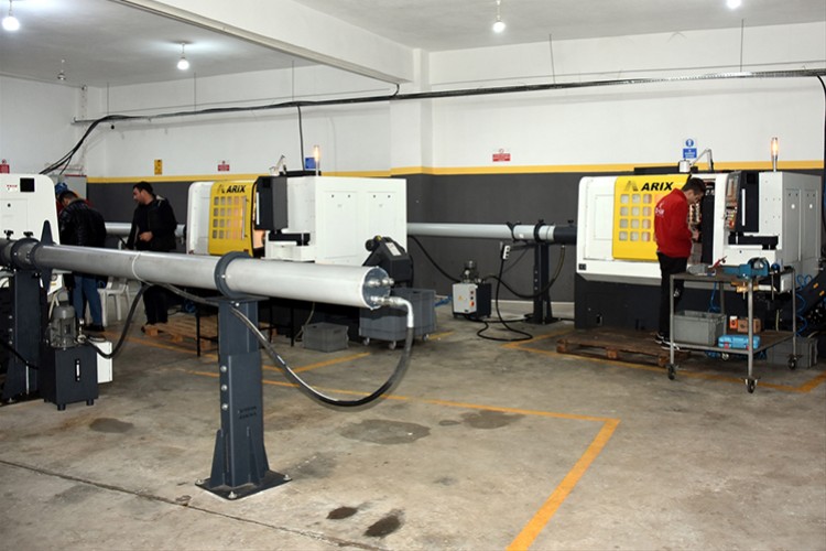 Çarklar savunma sanayisi için dönüyor