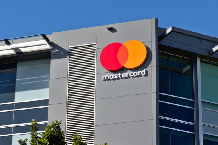 Mastercard e-spor desteğini sürdürüyor