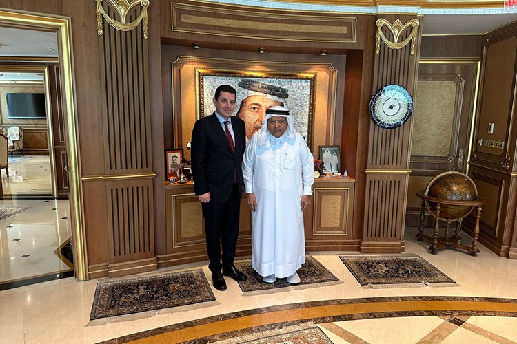 Katar'da üst düzey iş dünyası temsilcileriyle buluşma