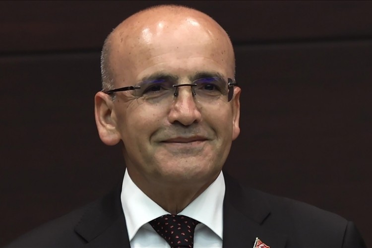 Bakan Şimşek: Yıllık enflasyonda belirgin düşüş öngörüyoruz