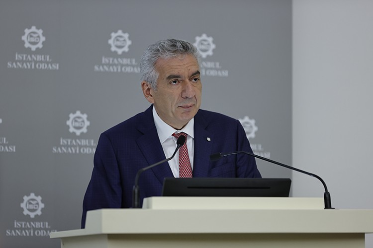 "Yeni nesil organize sanayi bölgeleri hayata geçirilmeli"