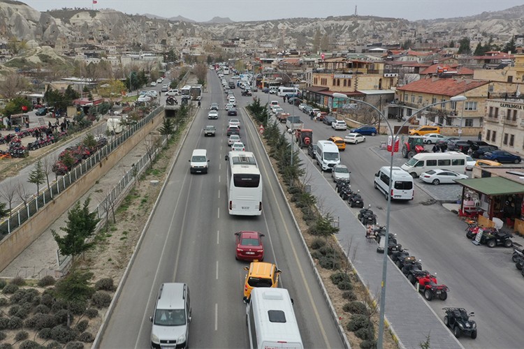 Kapadokya'da yerli turist yoğunluğu