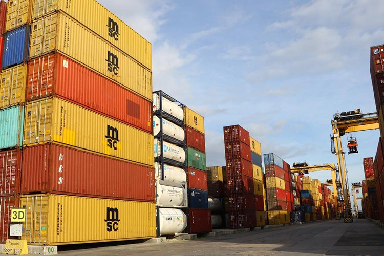 İhracat arttı, dış ticaret açığı yüzde 142 yükseldi