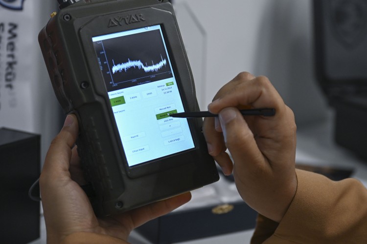 Kadın mühendislerden dronlara karşı kalkan