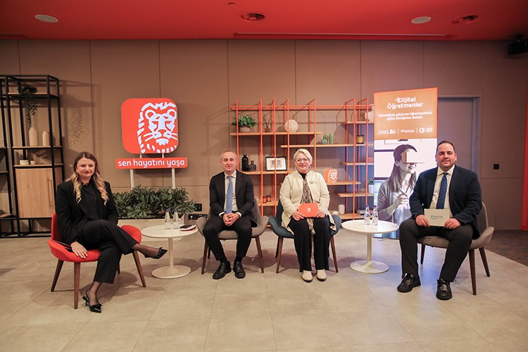 Dijital Öğretmenler Projesi yenilendi