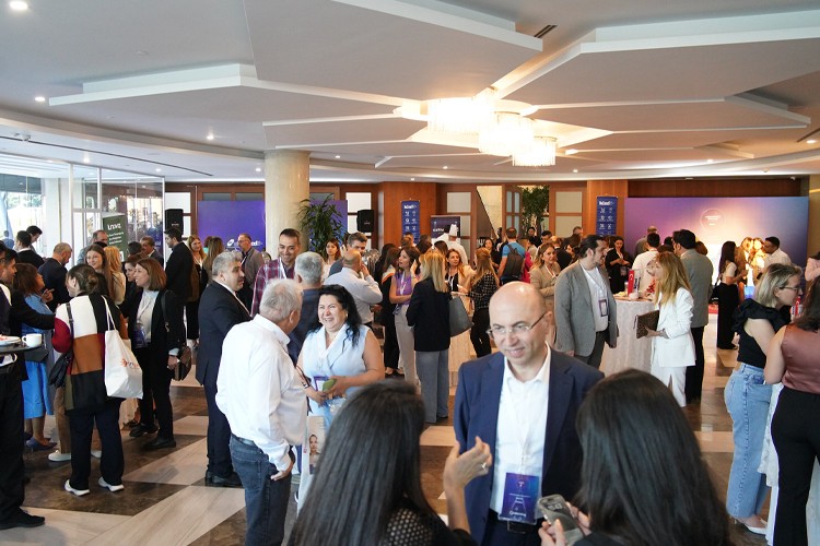 Yapay zeka uygulamaları kozmetik endüstrisinde yerini aldı