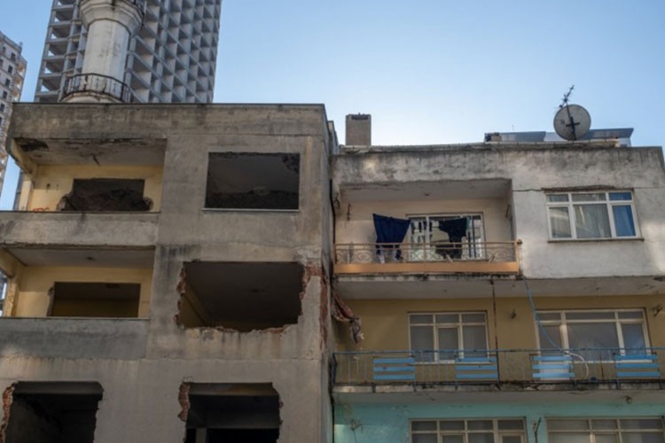 İstanbul'daki 1,5 milyon riskli konut için "acele edin" uyarısı