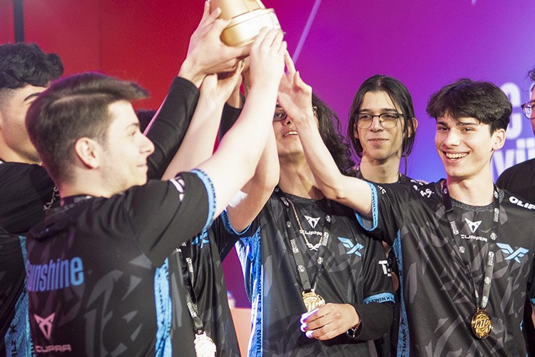 Fire Flux, Mobile Legends Bang Bang Türkiye Ligi'nde 3'üncü kez üst üste şampiyon!