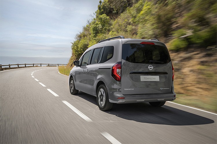 Nissan Türkiye, Townstar ile hafif ticari araç pazarına girdi