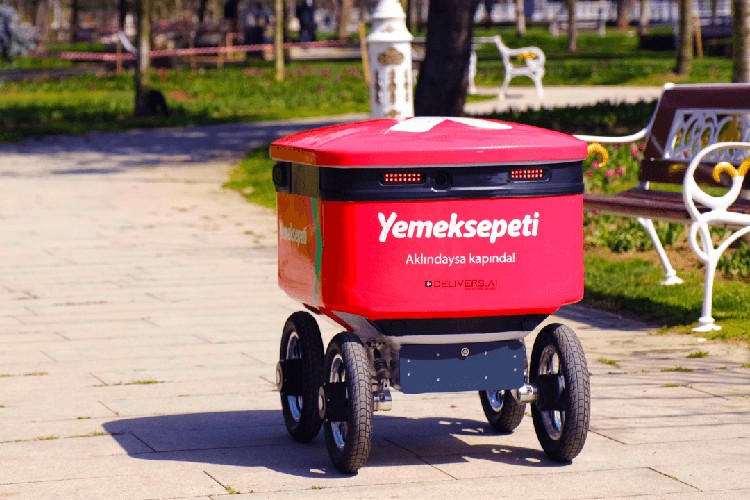 Yemeksepeti'nin Teslimat Robotu YEBO, Şimdi İTÜ Ayazağa Kampüsü'nde